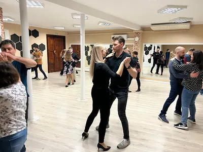 Studio tańca NIE PO PALCACH